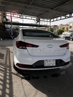 هیوندای ئەلەنترا